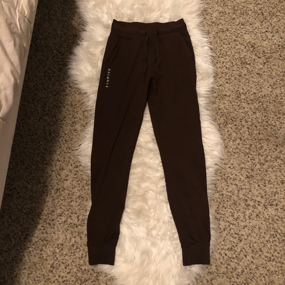 Balance Athletica Joggers - Drift Legging